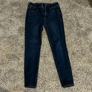 Women’s American Eagle skinny jeans size 6